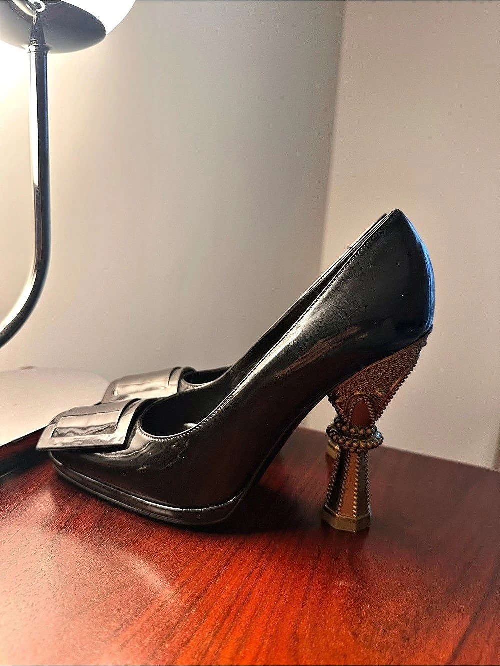 Yves Saint Laurent Black & Gold Sculptural Heels EU 38